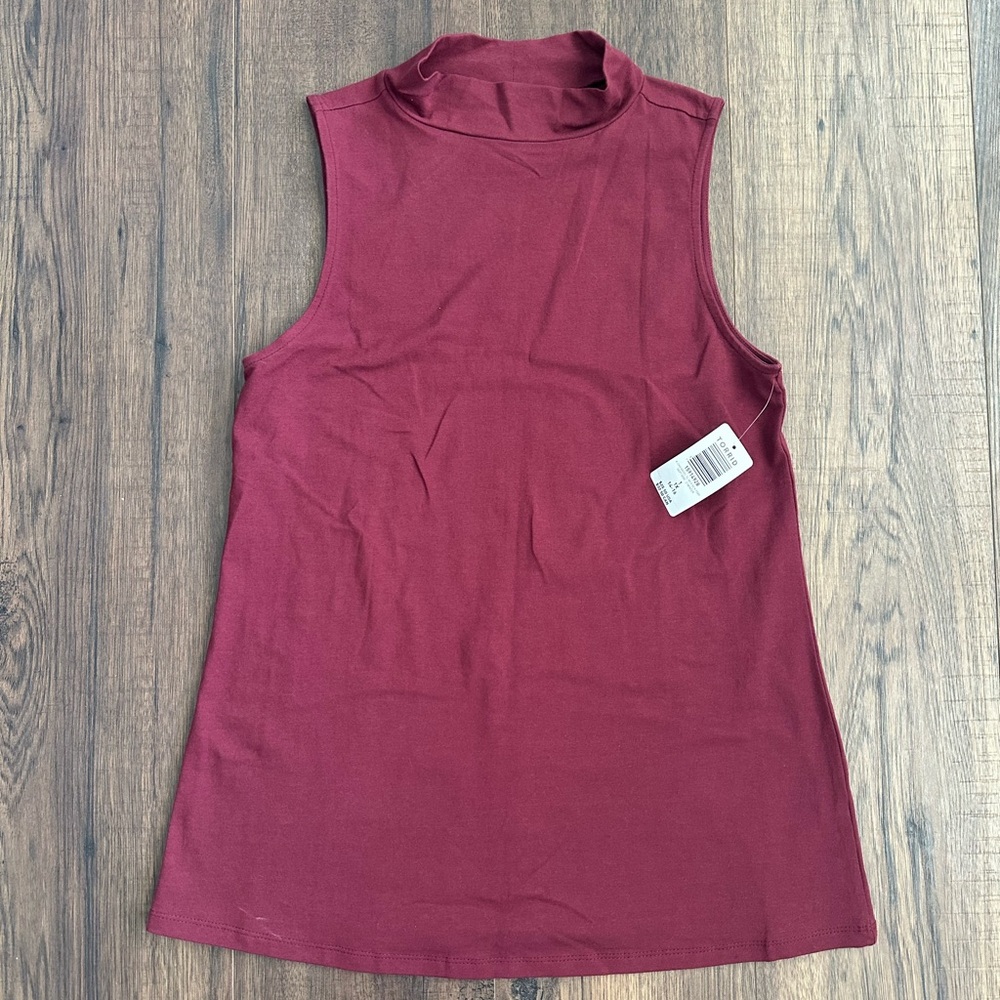 NWT Torrid Mock Neck Foxy Fabric Sleeveless Top Size 1, 1x, 14/16